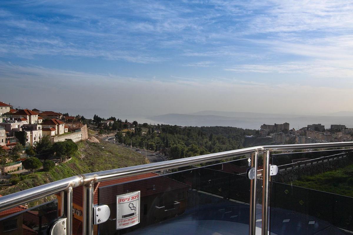 Achuza Bamarom Villa Safed Exterior foto